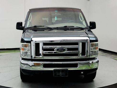 Used 2008 Ford E-150 and Econoline 150 image 2
