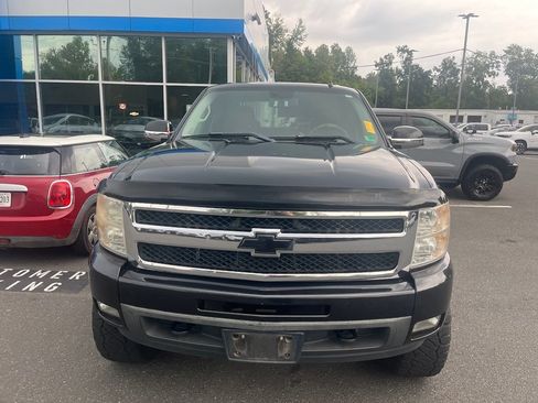 Used 2009 Chevrolet Silverado 1500 LTZ w/ Safety Package AWD/4WD image 2