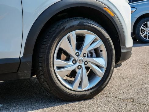 Used 2025 Buick Encore GX Preferred FWD image 9