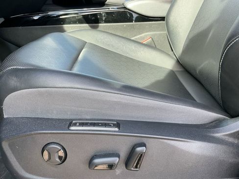 Used 2023 Volkswagen ID.4 Pro S image 21