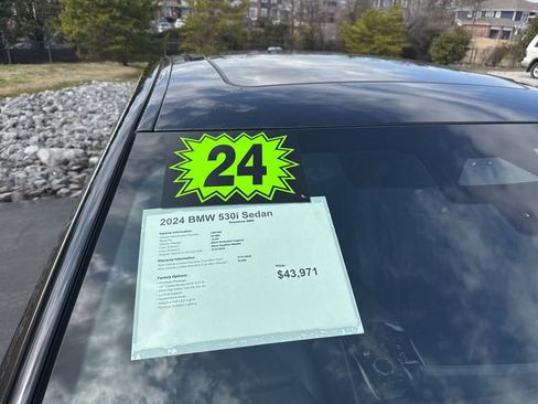 Used 2024 BMW 530i image 20