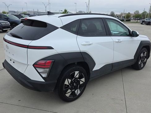 Used 2025 Hyundai Kona SEL image 5