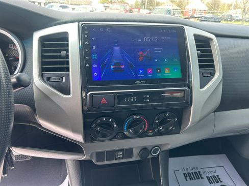 Used 2014 Toyota Tacoma PreRunner w/ TRD Off-Road Package image 20