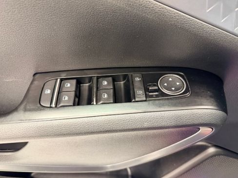 Used 2020 Kia Soul GT-Line FWD image 33