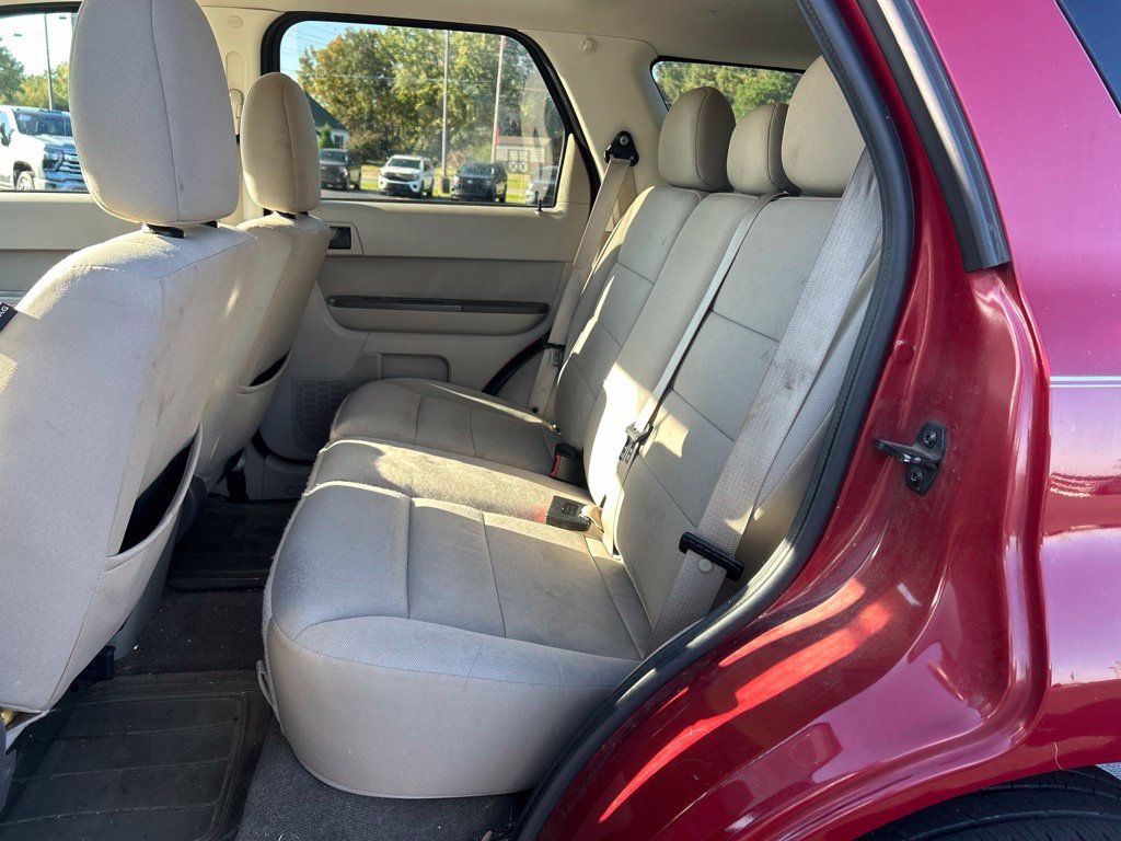 Used 2011 Ford Escape XLT w/ 201A Rapid Spec Order Code AWD/4WD image 11
