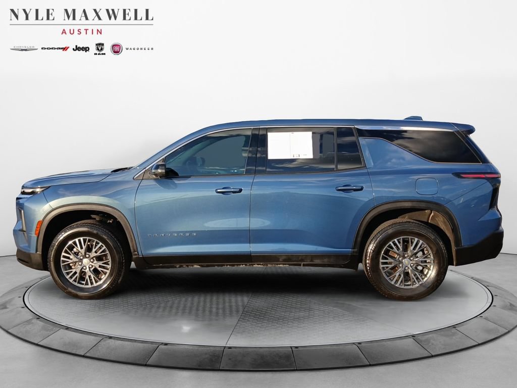 Used 2024 Chevrolet Traverse LS FWD image 13