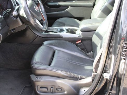 Used 2016 Cadillac SRX Luxury w/ Driver Awareness Package image 14