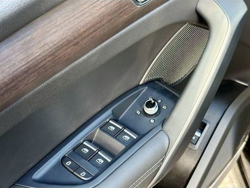 Used 2024 Audi Q5 2.0T Premium Plus image 17