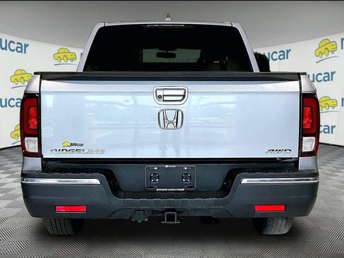 Used 2017 Honda Ridgeline RTL-T image 6