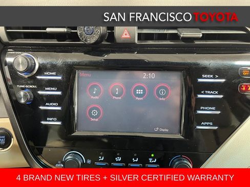 Certified 2018 Toyota Camry LE image 26