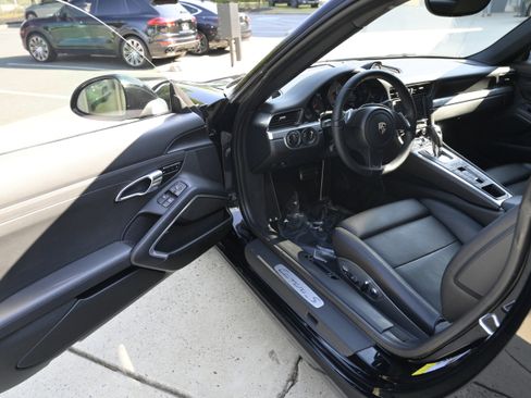 Used 2013 Porsche 911 Carrera S image 15