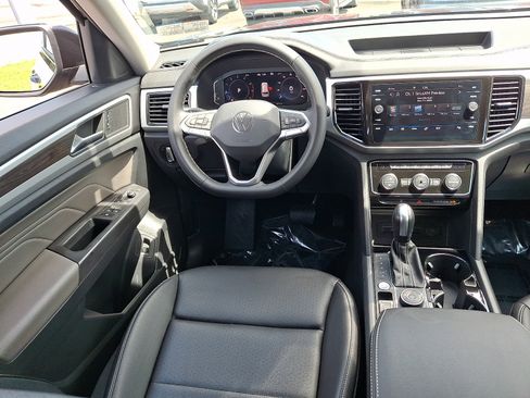 Used 2023 Volkswagen Atlas SE AWD/4WD image 10