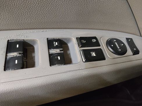 Used 2017 Hyundai Elantra Limited w/ Limited Ultimate Package 05 image 27