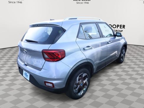 New 2026 Hyundai Venue SEL FWD image 8