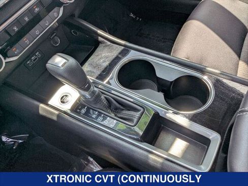 Used 2024 Nissan Altima 2.5 SV FWD image 19