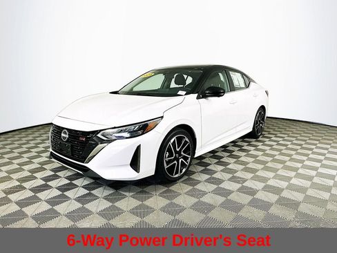 Certified 2025 Nissan Sentra SR w/ SR Premium Package image 7