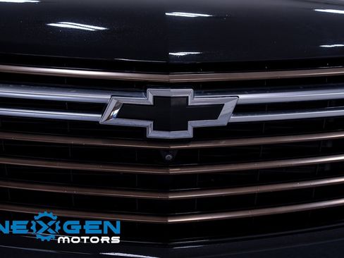 Used 2023 Chevrolet Traverse High Country image 31