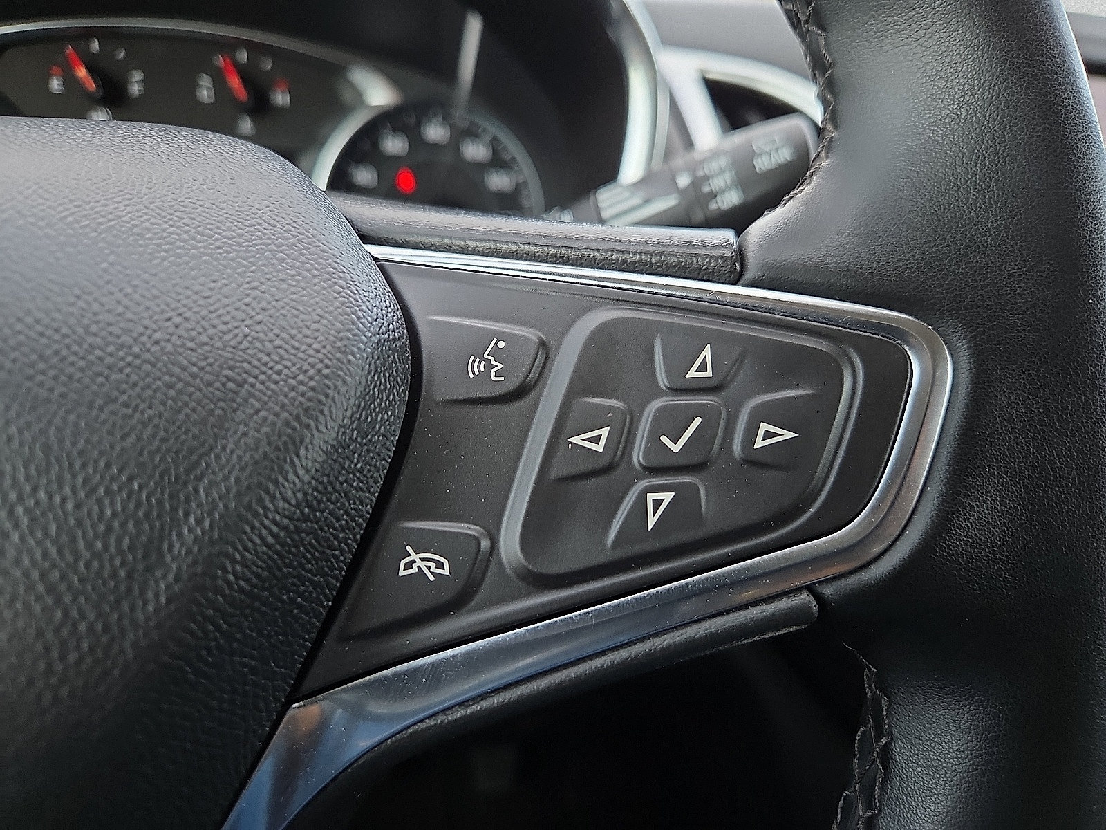 Certified 2024 Chevrolet Equinox LT AWD/4WD image 19