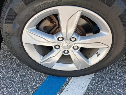 Used 2019 Honda Odyssey EX image 11