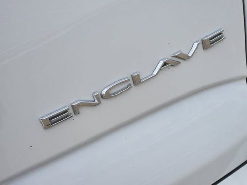 Used 2018 Buick Enclave Essence w/ Trailering Package image 9