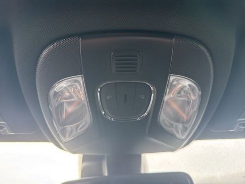 New 2026 Jeep Compass Latitude image 31