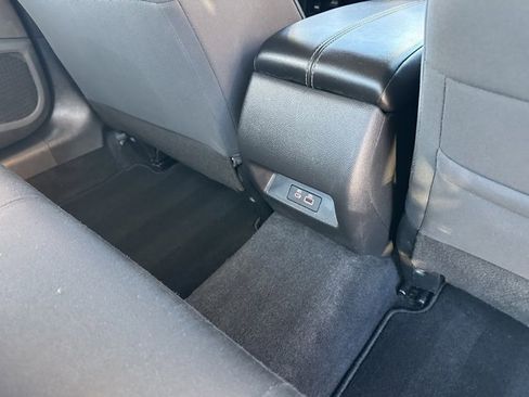 Used 2024 Nissan Altima 2.5 SV image 19