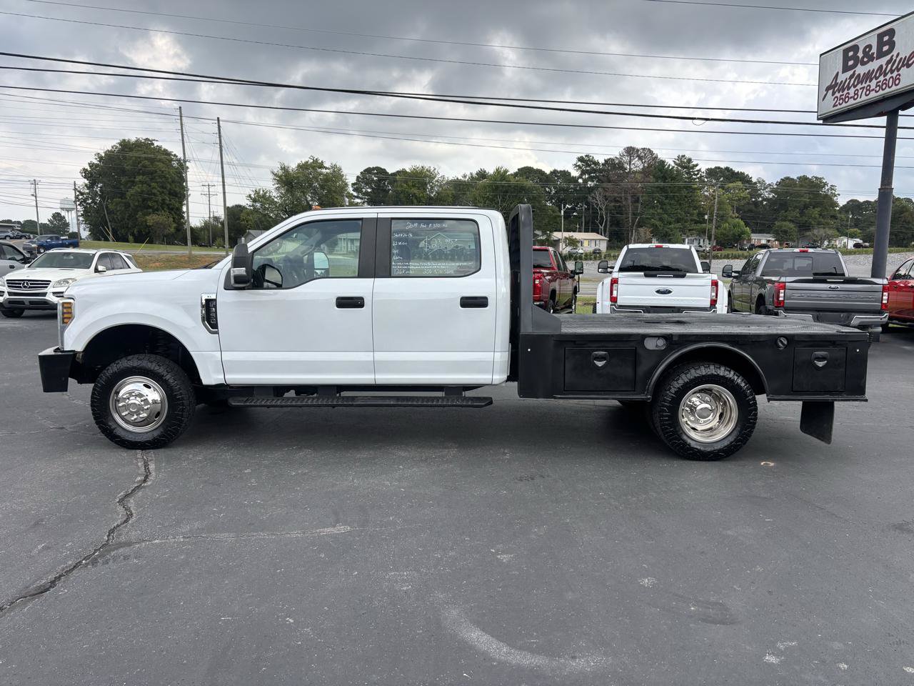 Used 2019 Ford F350 XL w/ Power Equipment Group AWD/4WD image 8