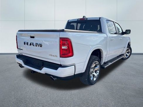 Used 2025 RAM 1500 Big Horn AWD/4WD image 4