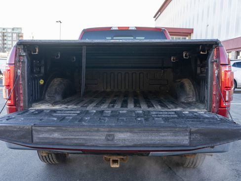 Used 2015 Ford F150 Lariat w/ Equipment Group 502A Luxury image 9