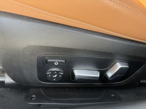 Used 2020 BMW 330i xDrive Sedan w/ Convenience Package image 28