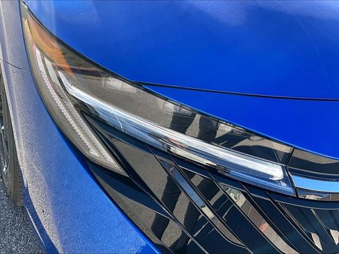 New 2026 Nissan Sentra SR image 18