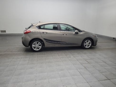 Used 2018 Chevrolet Cruze LT FWD image 10