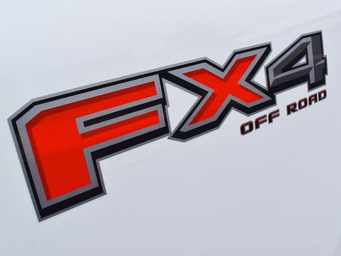 New 2026 Ford F250 XL w/ FX4 Off-Road Package AWD/4WD image 7