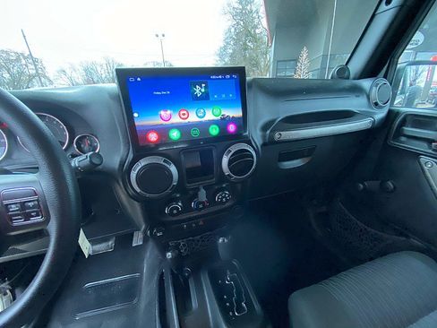 Used 2012 Jeep Wrangler Sport image 14