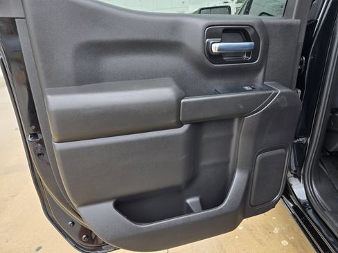 Certified 2022 Chevrolet Silverado 1500 Custom RWD image 20