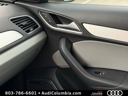 Used 2018 Audi Q3 2.0T Premium Plus w/ Premium Plus Package AWD/4WD image 37