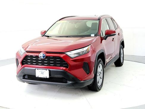 Used 2024 Toyota RAV4 XLE w/ Convenience Package AWD/4WD image 2