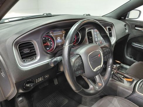 Certified 2019 Dodge Charger SXT w/ Cold Weather Package image 34