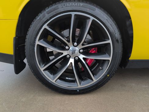 Used 2018 Dodge Challenger R/T Scat Pack image 12