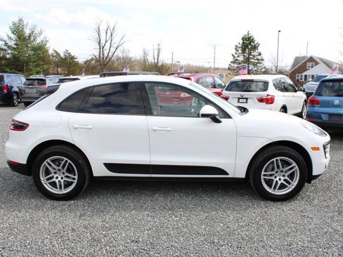 Used 2017 Porsche Macan AWD/4WD image 6