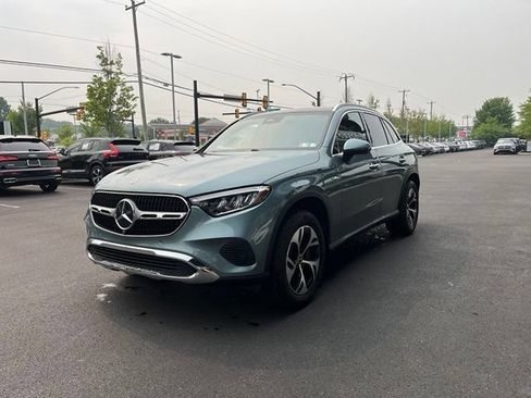 Certified 2025 Mercedes-Benz GLC 350e 4MATIC image 4