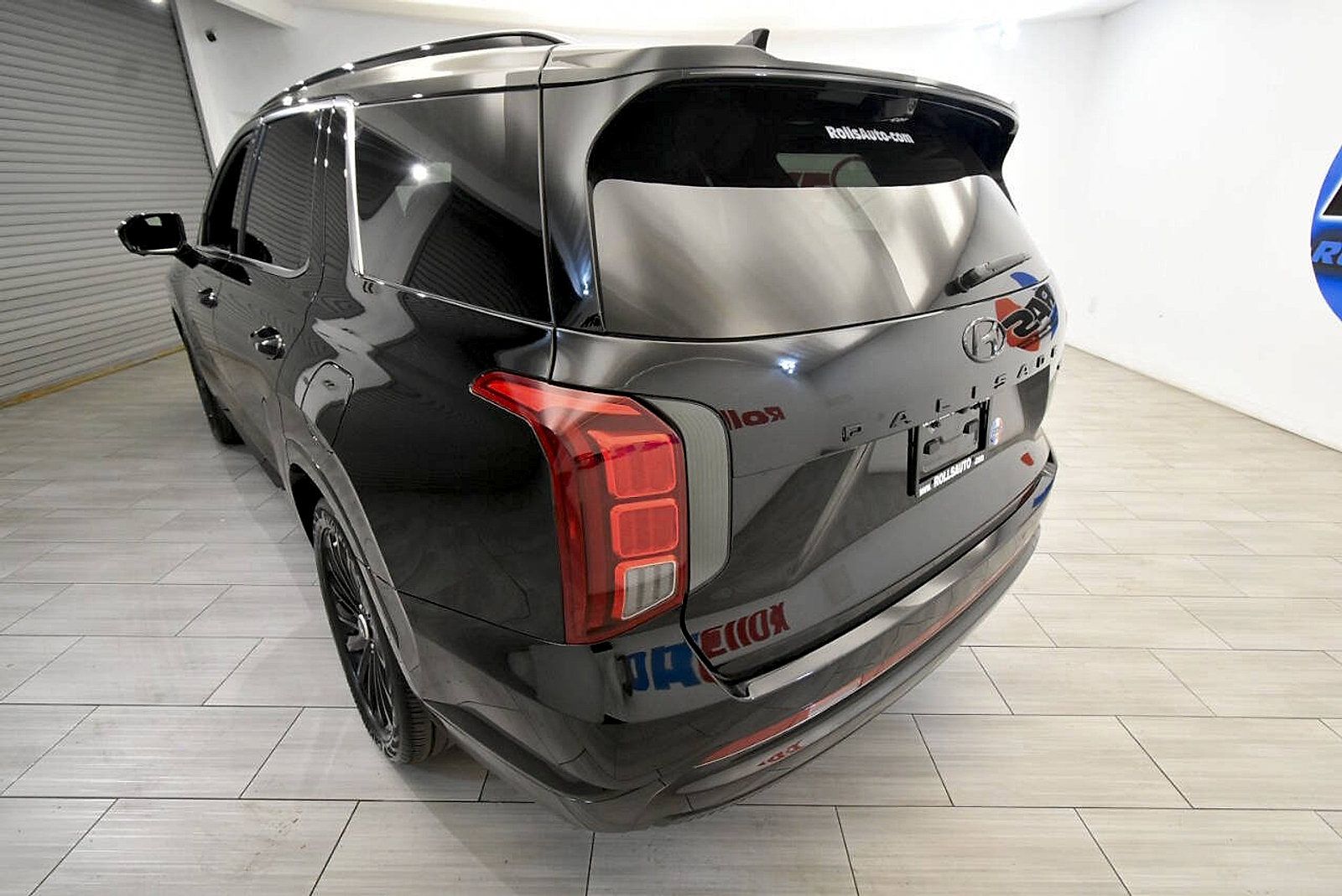 Used 2024 Hyundai Palisade Calligraphy AWD/4WD image 3