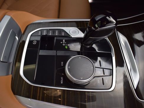 Used 2023 BMW X5 sDrive40i image 28