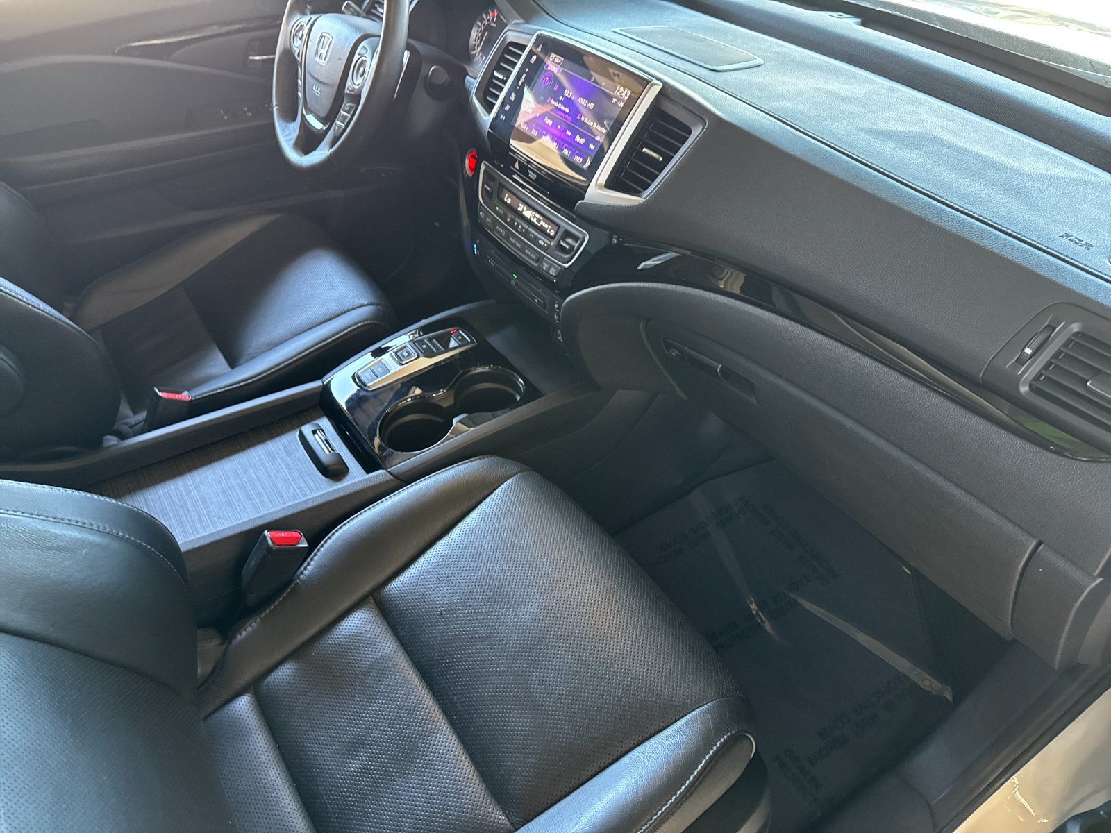 Used 2017 Honda Pilot Elite image 15