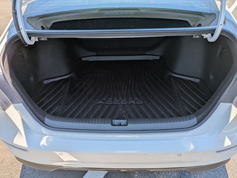 Certified 2025 Honda Accord EX-L image 18