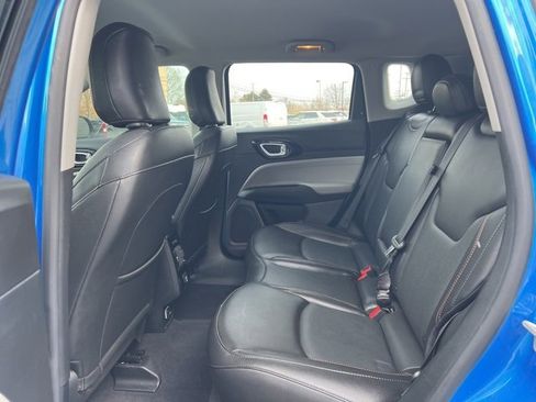 Used 2022 Jeep Compass Limited image 16