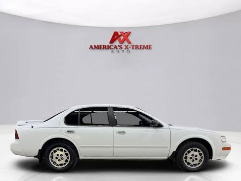 Used 1996 Nissan Maxima FWD image 9
