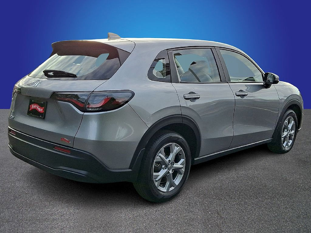 Used 2025 Honda HR-V LX image 4