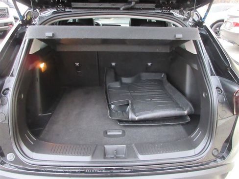 Used 2024 Chevrolet Trax LT image 6