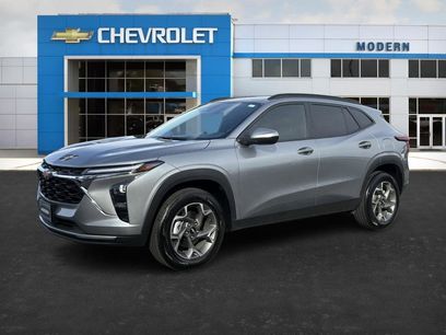 Used 2024 Chevrolet Trax LT w/ Driver Confidence Package